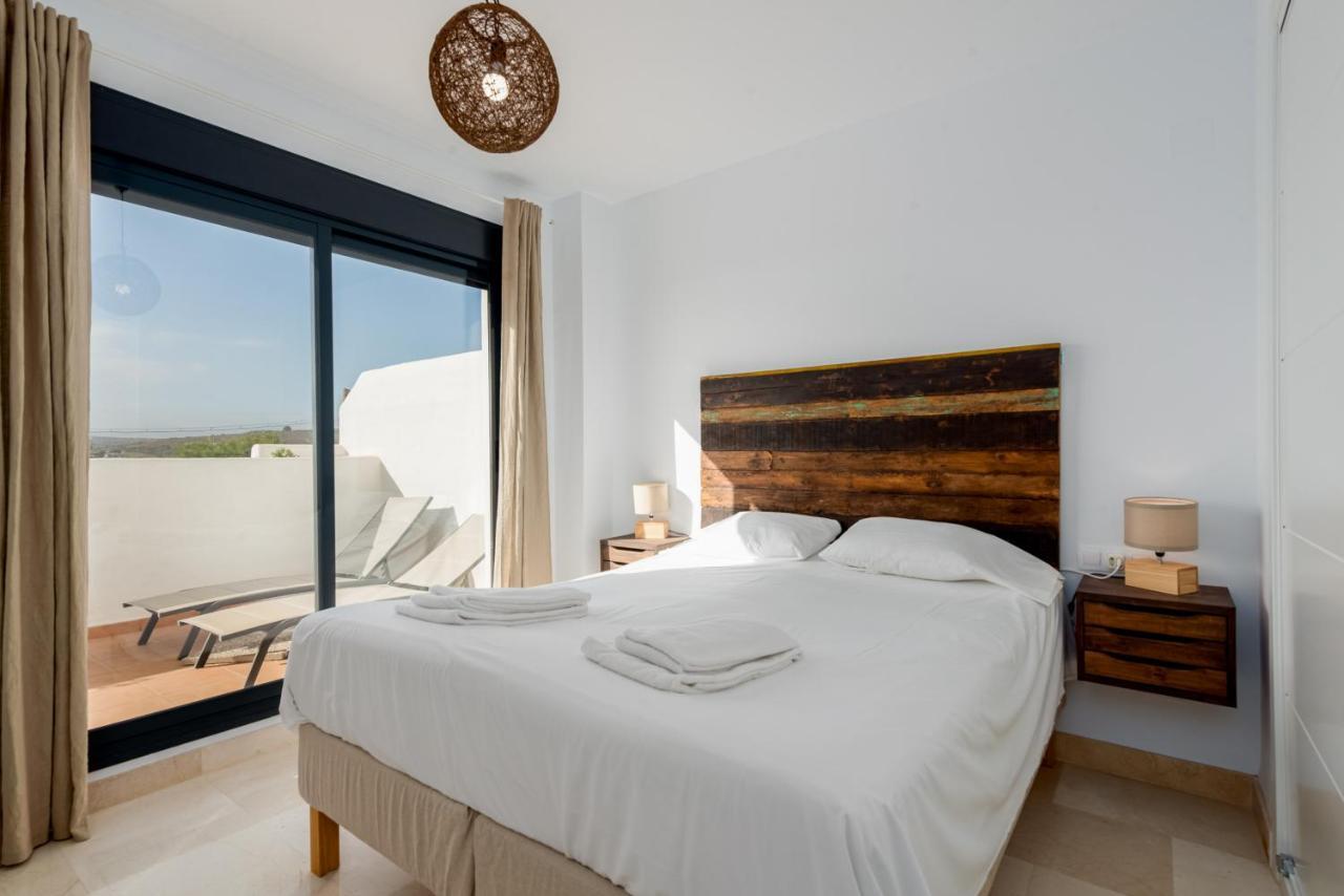 Apartment Lotus 2401 - Beautiful With Pool & Sea View *